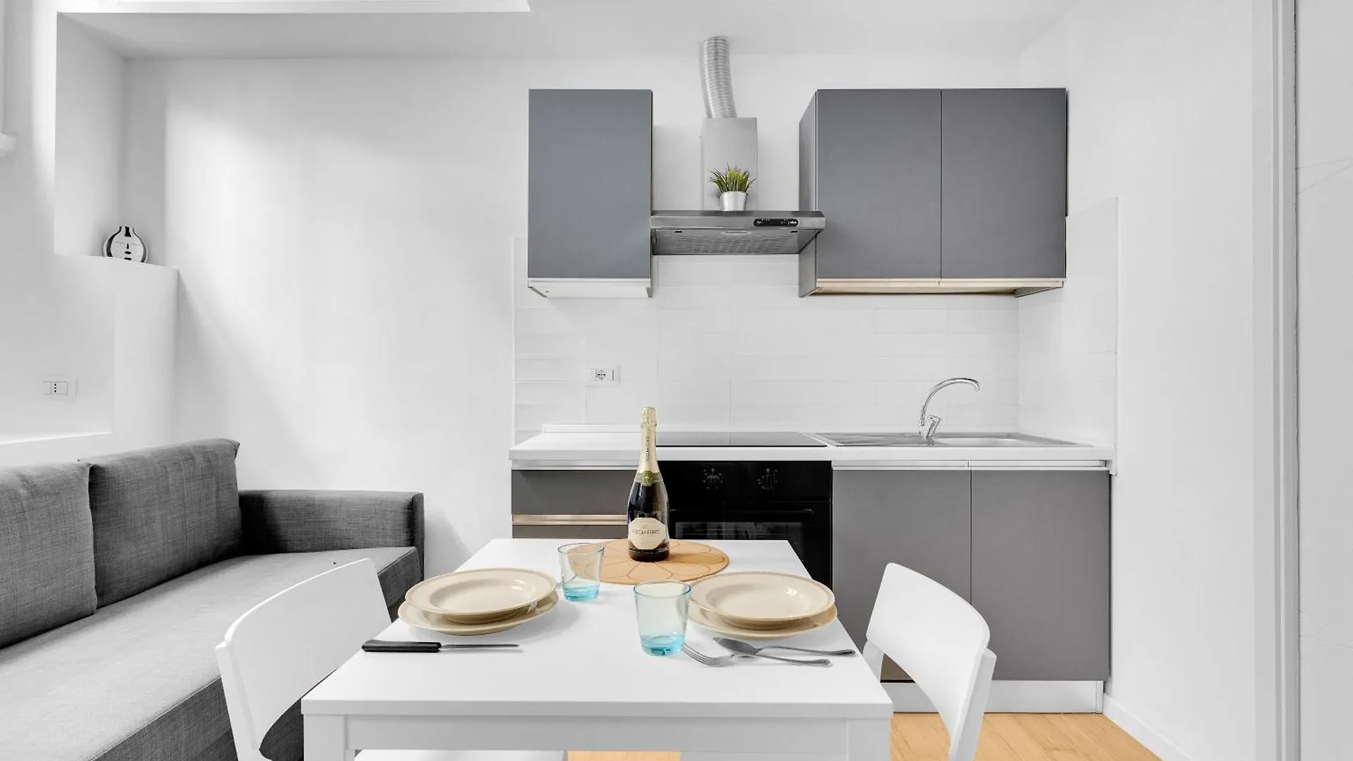 Apartment 2Term38 -Loreto - Duomo - Central - Milan