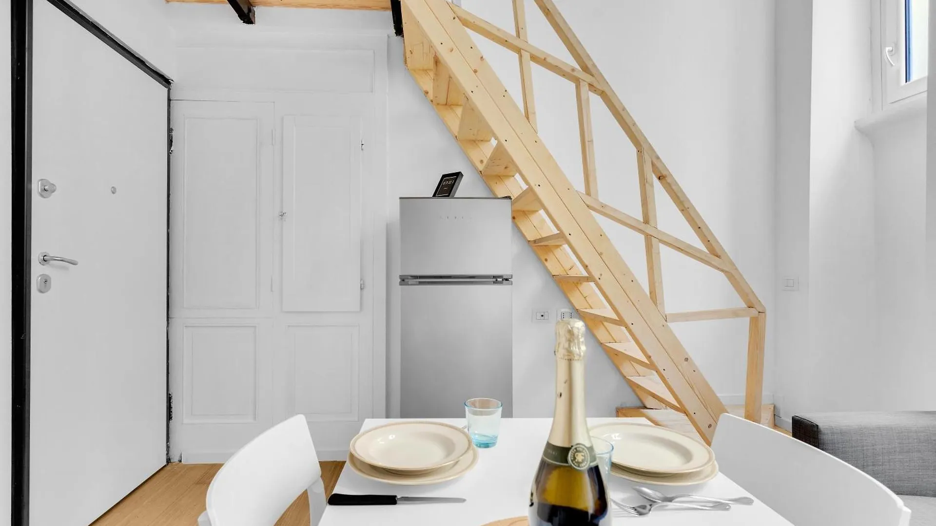 Apartment 2Term38 -Loreto - Duomo - Central - Milan Italy